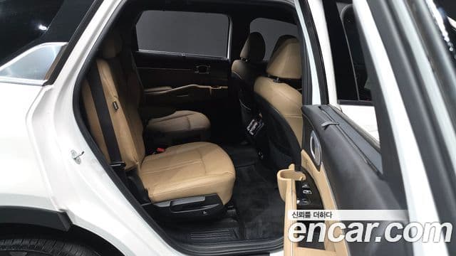 Kia Sorento 2024 — ფოტო 12/20