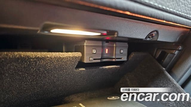 Mercedes-Benz G-Class 2023 — ფოტო 11/38