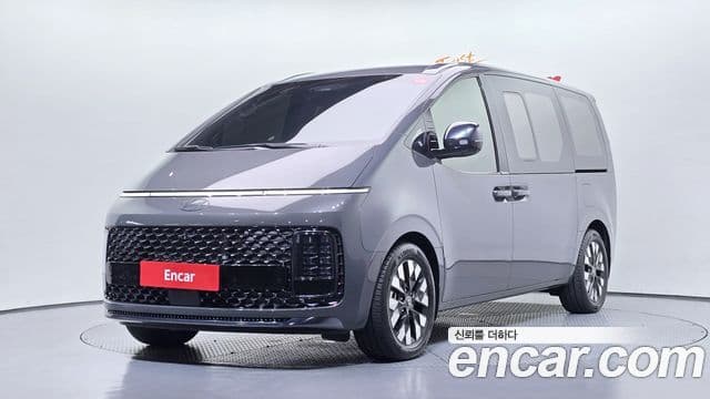 Hyundai Staria 2025 — ფოტო 1/20