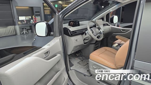 Hyundai Staria 2025 — ფოტო 10/20