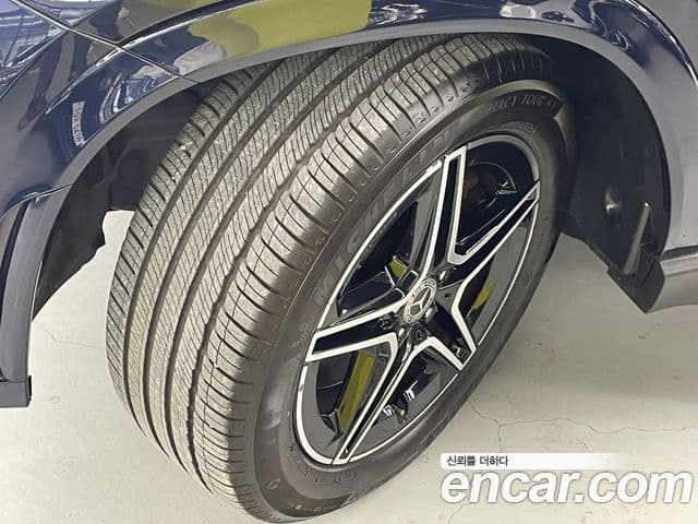 Mercedes-Benz GLE-Class 2020 — Şəkil 5/20