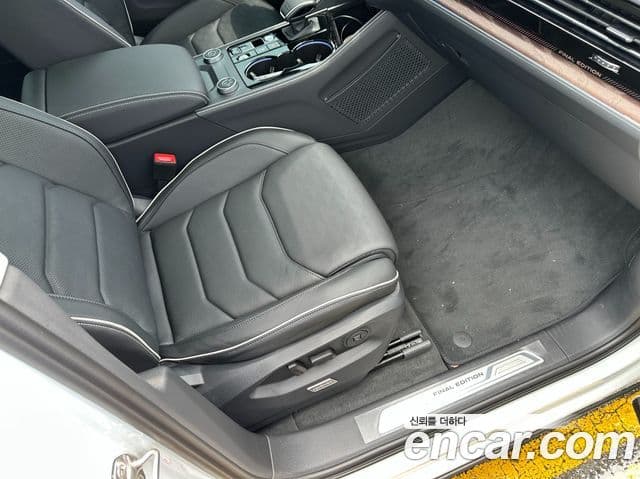 Volkswagen Touareg 2026 — ფოტო 12/20