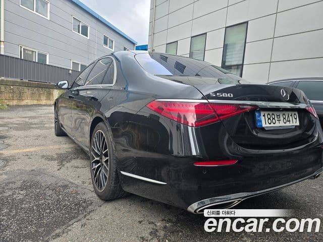Mercedes-Benz S-Class 2022 — ფოტო 3/17