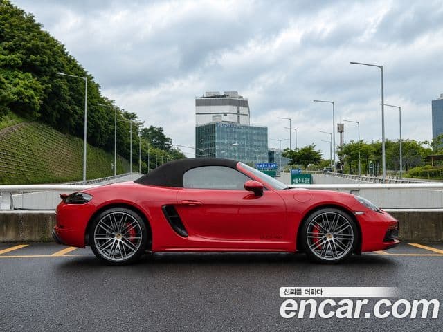Porsche 718 Boxster 2022 — ფოტო 2/19