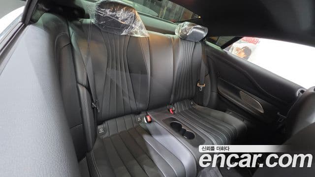 Mercedes-Benz E-Class 2021 — ფოტო 11/20
