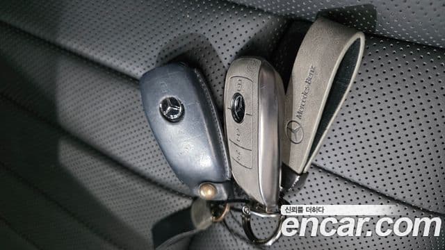 Mercedes-Benz E-Class 2021 — фото 14 из 20