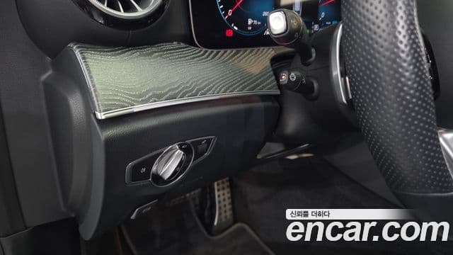 Mercedes-Benz E-Class 2021 — фото 20 из 20