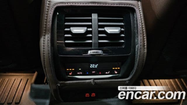 BMW X4 2025 — Photo 29/33