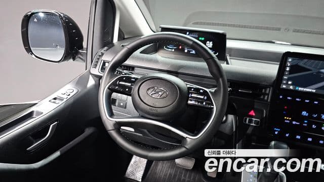 Hyundai Staria 2024 — Şəkil 13/20
