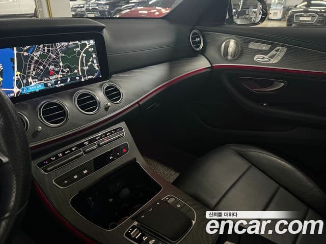 Mercedes-Benz E-Class 2021 — Şəkil 11/19