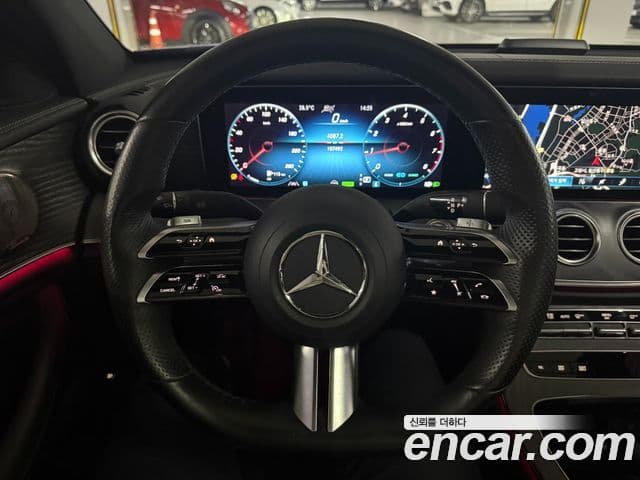 Mercedes-Benz E-Class 2021 — Şəkil 16/19