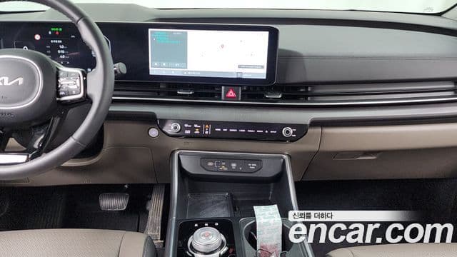 Kia Carnival 2024 — Фото 14/20