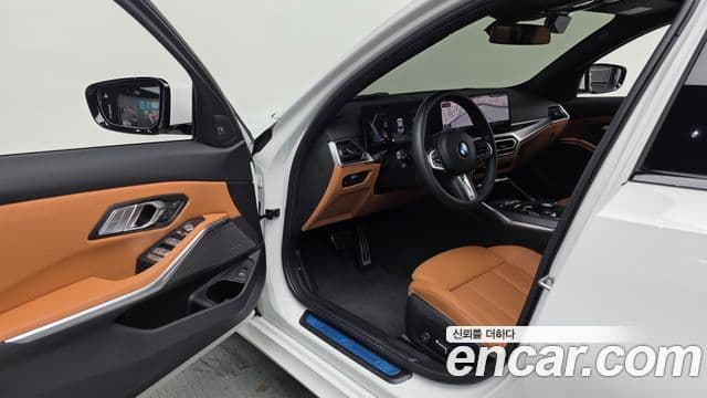 BMW 3 Series 2023 — ფოტო 10/20
