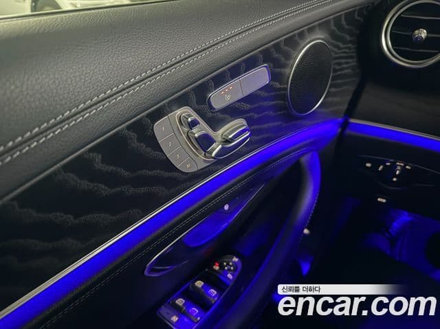 Mercedes-Benz E-Class 2021 — Şəkil 11/18