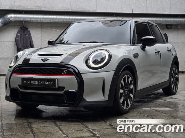 Mini Cooper S 2022 — ფოტო 1/20