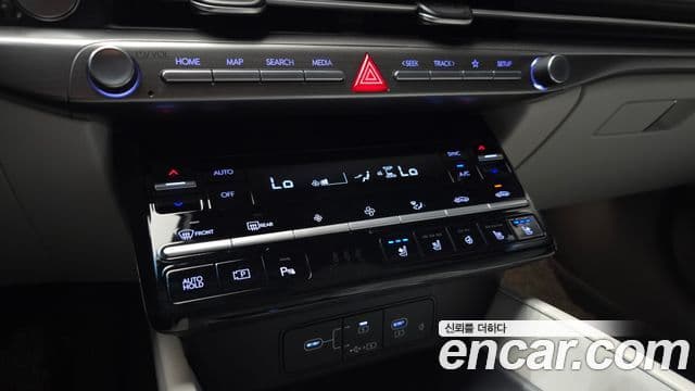 Hyundai Grandeur 2023 — ფოტო 17/20
