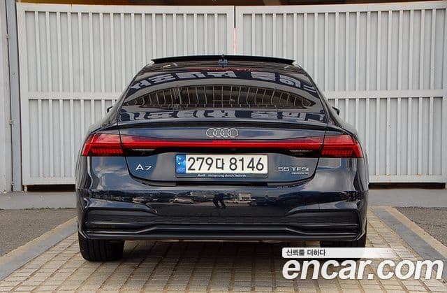 Audi A7 2022 — ფოტო 2/20