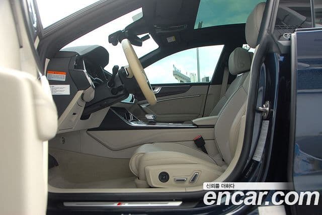 Audi A7 2022 — ფოტო 16/20