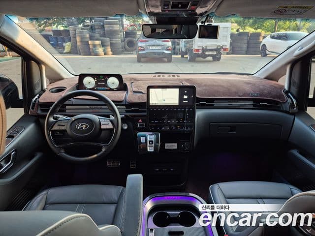 Hyundai Staria 2024 — Şəkil 10/20
