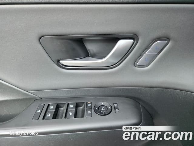 Hyundai Kona 2023 — Şəkil 15/20