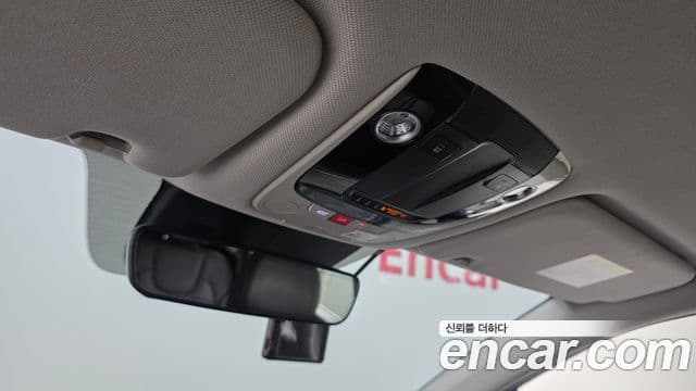 Kia Sorento 2022 — ფოტო 17/20