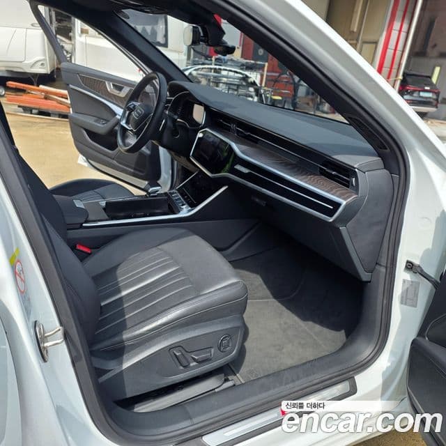 Audi A6 2022 — ფოტო 11/20