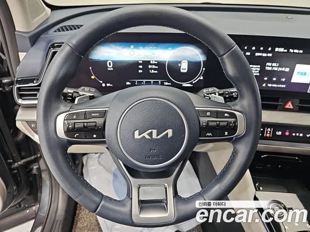 Kia Sportage 2022 — ფოტო 9/18