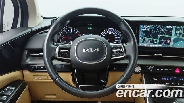 Kia Carnival 2022 — Şəkil 16/20