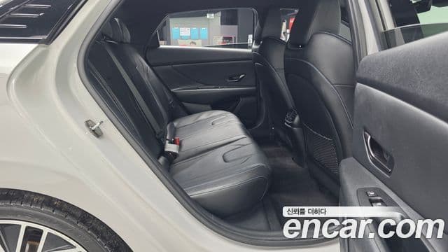 Hyundai Avante 2022 — ფოტო 12/20
