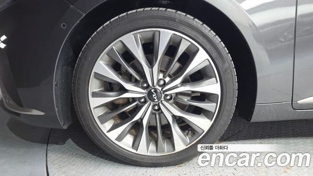 Kia K8 2022 — ფოტო 5/20