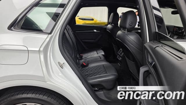 Audi Q5 2021 — ფოტო 11/20