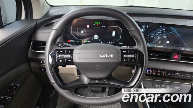 Kia Carnival 2025 — ფოტო 13/20