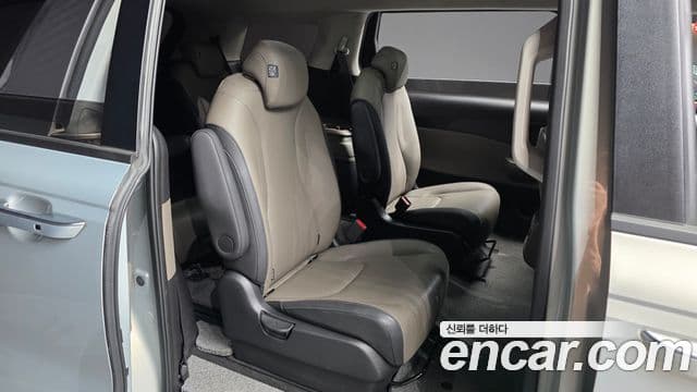 Kia Carnival 2024 — Фото 12/20