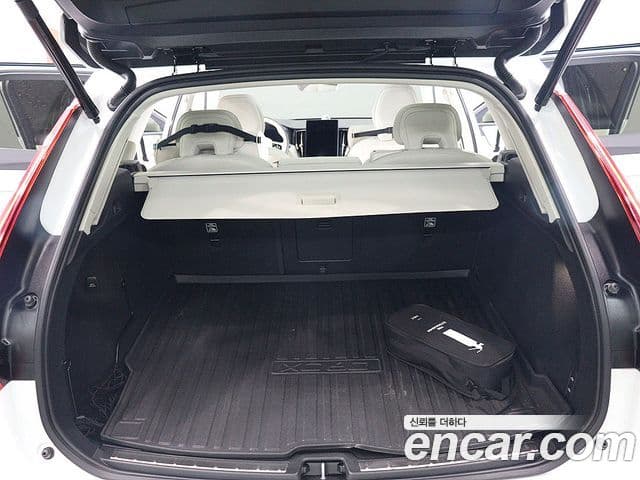 Volvo XC60 2025 — Фото 20/20