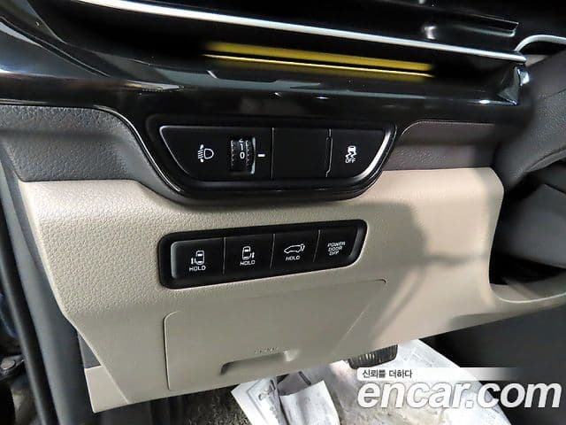 Kia Carnival 2025 — Фото 12/20