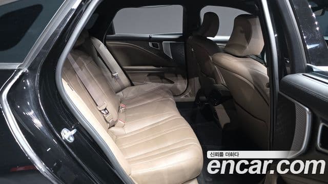 Kia K8 2021 — Şəkil 12/20