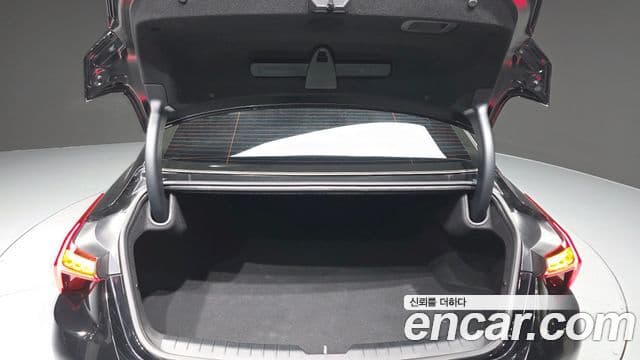 Kia K8 2021 — Şəkil 20/20