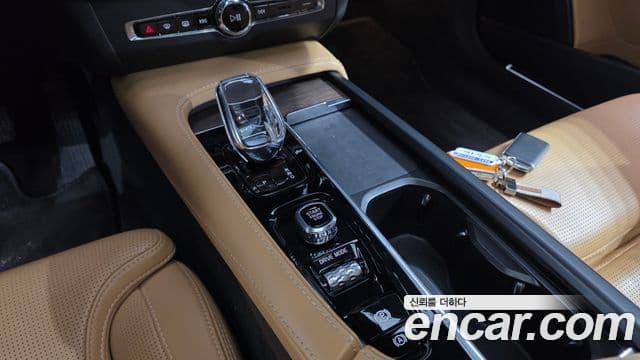 Volvo S90 2021 — Şəkil 9/20