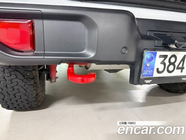 Jeep Wrangler 2024 — Şəkil 16/20