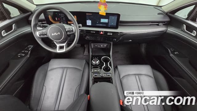 Kia K5 2024 — Şəkil 10/20