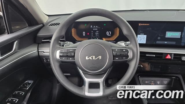 Kia K5 2024 — Şəkil 12/20