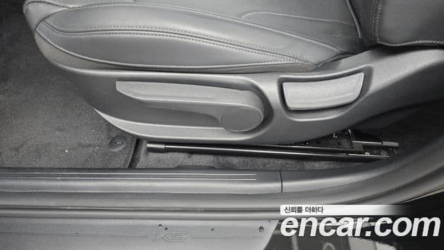 Kia K5 2024 — Şəkil 18/20