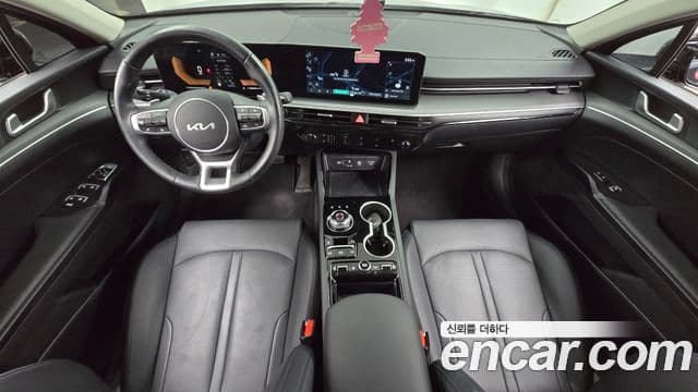 Kia K5 2025 — Şəkil 10/20