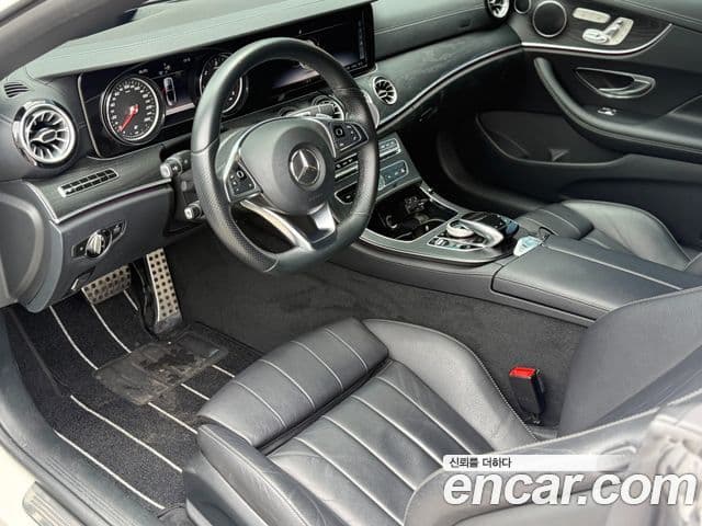 Mercedes-Benz E-Class 2018 — ფოტო 4/12