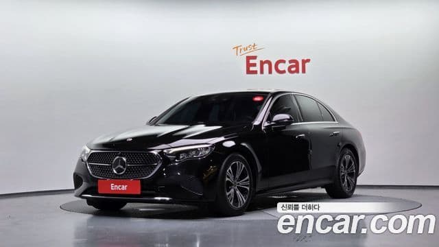 Mercedes-Benz E-Class 2024 — ფოტო 1/20