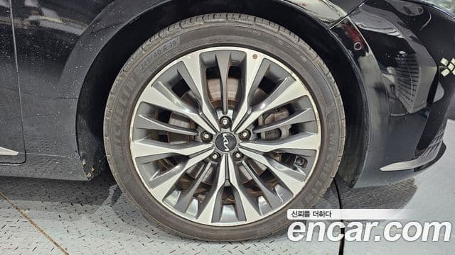 Kia K8 2021 — ფოტო 5/20