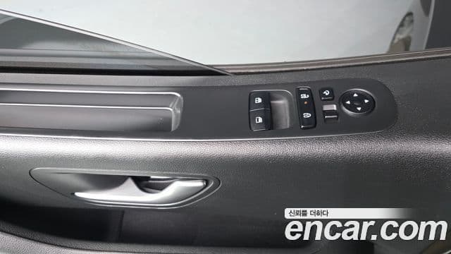 Hyundai Staria 2024 — фото 20 из 20