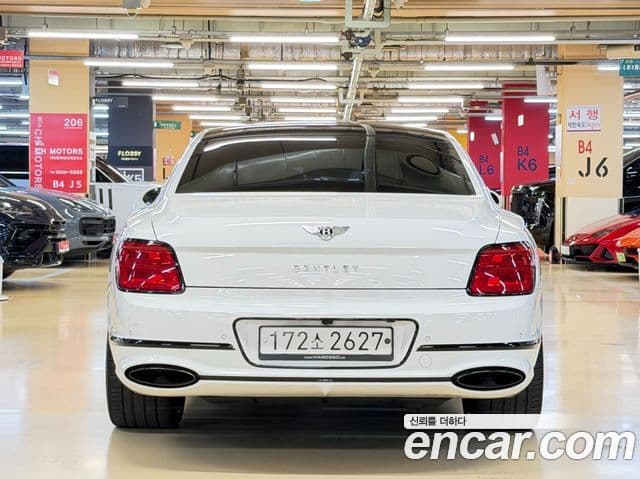 Bentley Flying Spur 2020 — ფოტო 3/20