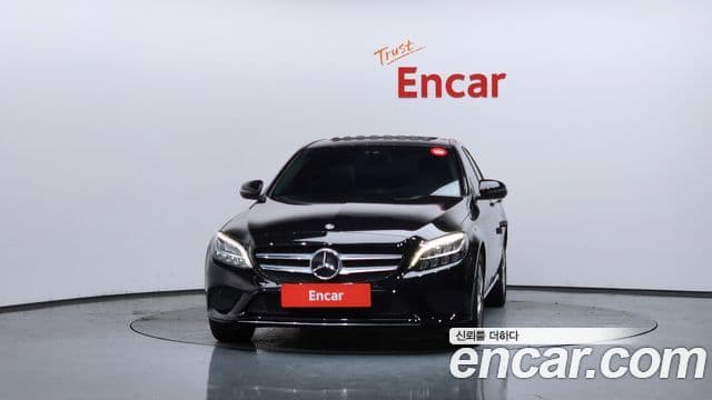 Mercedes-Benz C-Class 2019 — Фото 3/20
