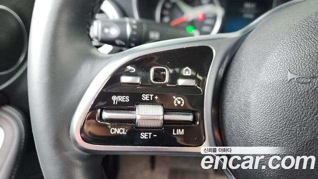 Mercedes-Benz C-Class 2019 — Фото 19/20